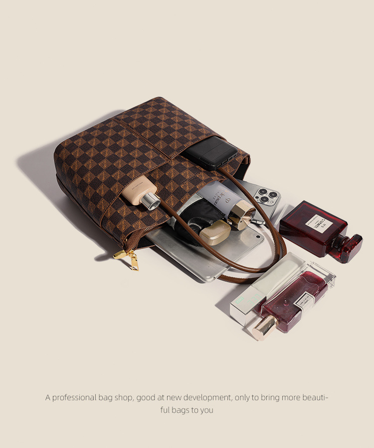 Single-shoulder bags, foreign trade women's bags, this year's popular small bags, women's bucket bags, fashionable and niche hand-held versatile crossbody bags undefined