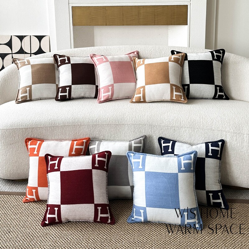 High-Quality, Stylish, Four-Season Pastoral Throw Pillows for Model Homes, Bed Headboards, Sofas, Lumbar Pillows, Living Room and Bedroom Cushions, Modern French Style