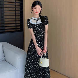 法式气质千金风黑色碎花连衣裙女2026夏季新款miu系收腰小黑裙子