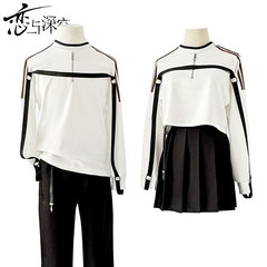 恋と深空cos夏は昼cos服でのんびりしています。