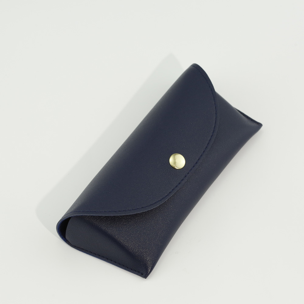 Classic Style Solid Color Pu Leather Unisex Glasses Case display picture 22