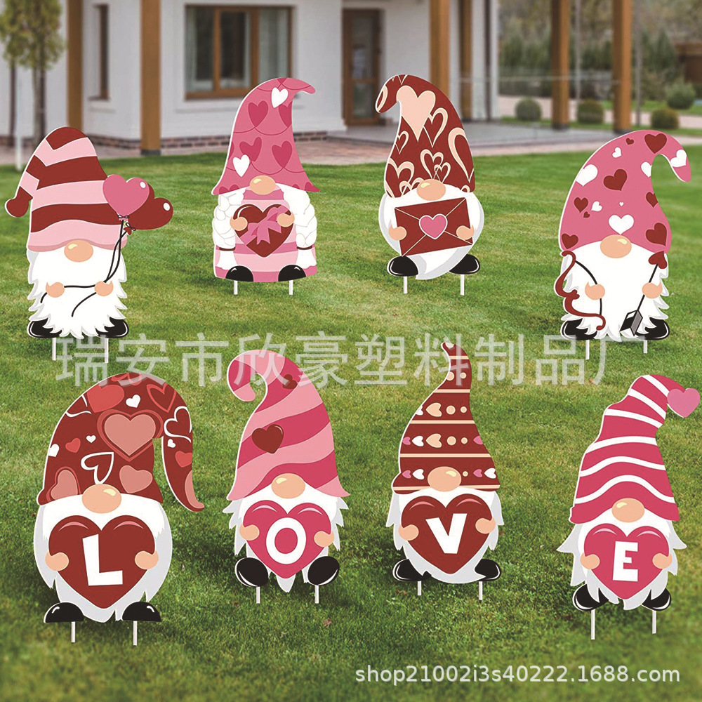 跨境2025亚马逊新款情人节侏儒草坪地插户外园林摆设插件带塑料杆