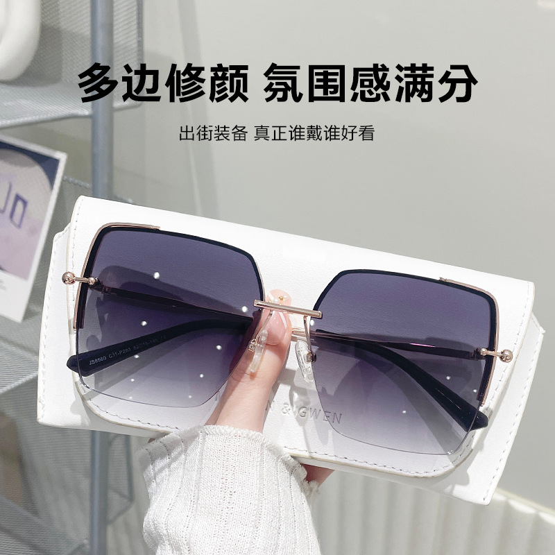 Nuevas gafas de sol de las mujeres de moda pequeñas sol a prueba de sol JS8560 gafas de sol de nylon a prueba de rayos UV