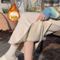 ベルベットの厚いニットスカートの女性秋冬の新しい高腰が痩せている一歩のスカートの気質の中で、お尻のスカートを包む