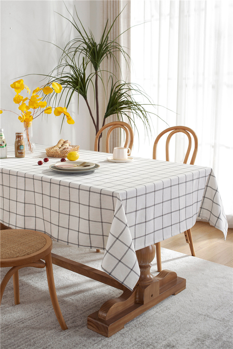 Tovaglia rettangolare geometrica a quadri a doppia linea in cotone-poliestere con bordo arrotolato, ideale per tavoli da pranzo e tavolini da caffè._voghion.com