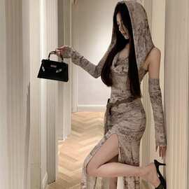 包臀个性复古废土风女沙丘设计感新款显瘦辣妹长裙连帽连衣裙春季