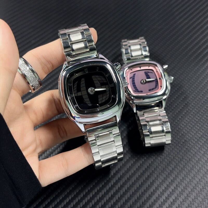 Millennial Retro Fashion Concept Digital Display Sports Men's Watch with Analog and Digital Hands, Niche Ins Trendy Brand Quartz Watch