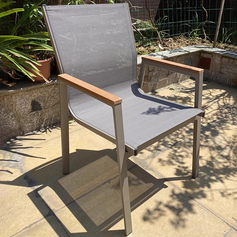 Mesa y silla de madera de plástico al aire libre patio al aire libre jardín terraza balcón a prueba de lluvia y protección solar combinación de mesa y silla de aleación de aluminio