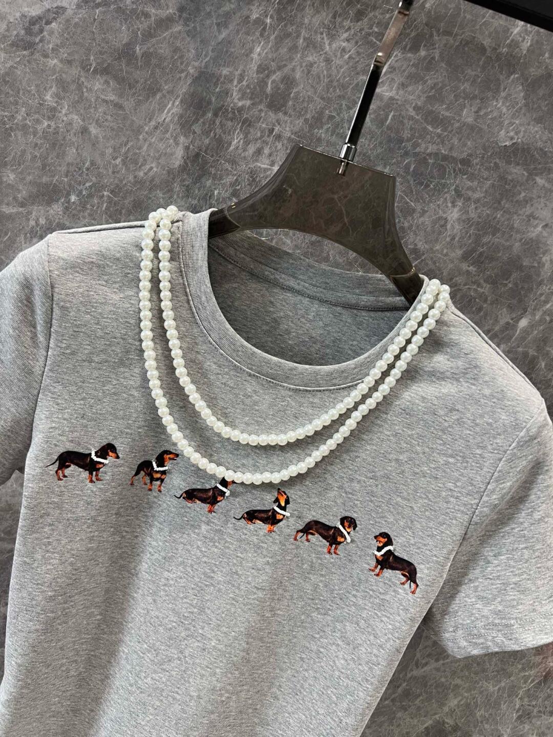 high quality in stock Jennie Same Style 25 Summer New Pearl Necklace Dachshund Short-sleeved T-shirt Women's Slim-fit Top T