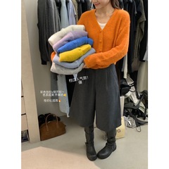 【MISS密思家】彩色系马海毛慵懒感v领排扣毛衣(含4%羊毛)A08803