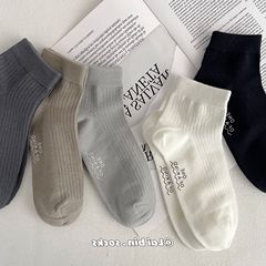 襪子男春夏新品純色抽條休閒短襪子薄款透氣燙印字母低幫男襪棉