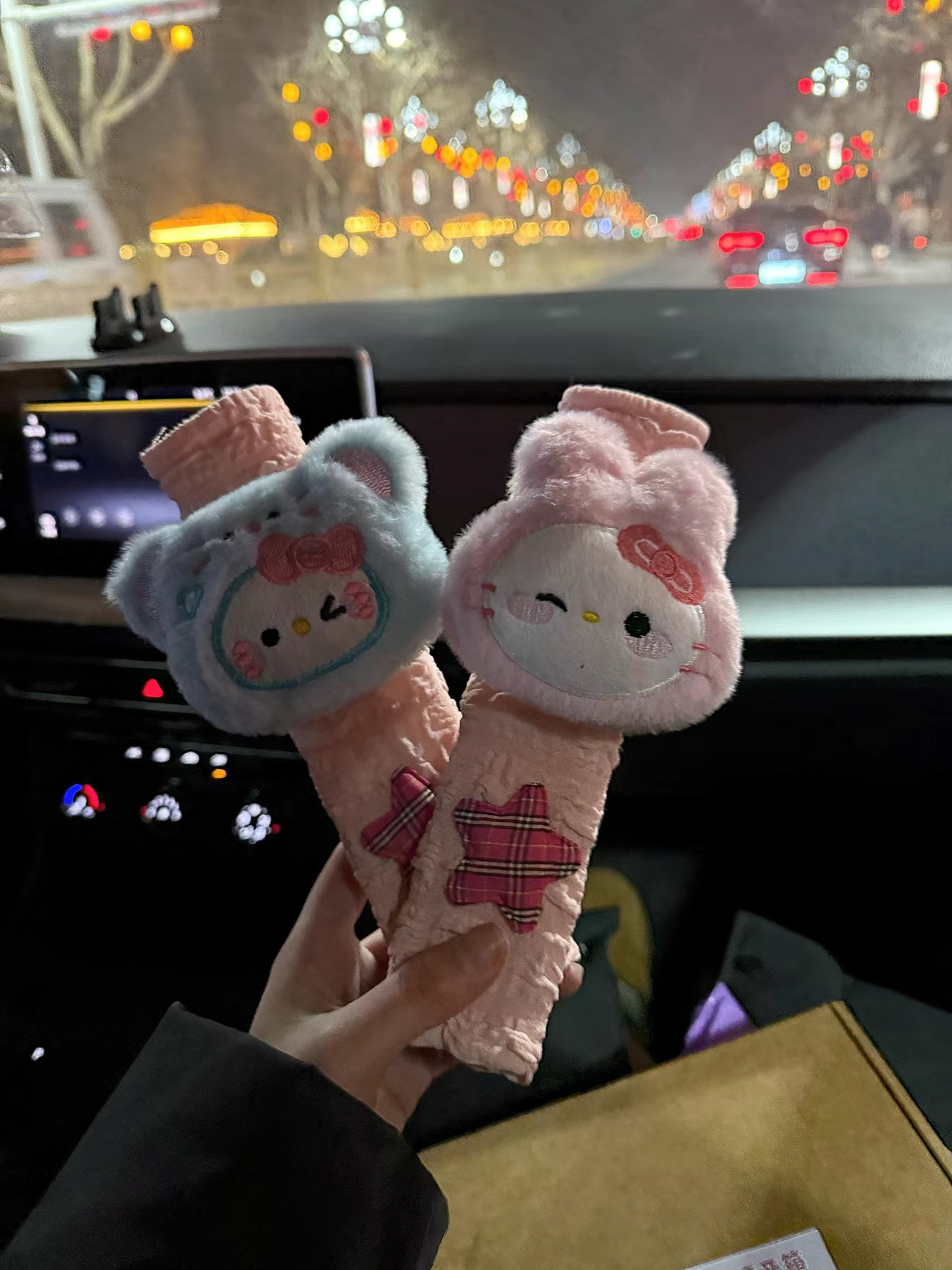 Cartoon Kitty Cat Seatbelt Shoulder Pad 2026 New Model Anti-Neck Strain Protective Cover for Girls Car Interior Shoulder