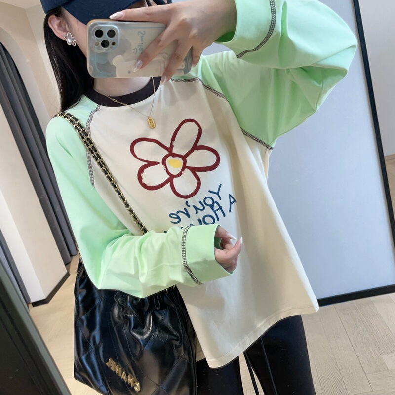 Age-Reducing Cure 1 Flower Print Loose Slimming Look Contrasting Raglan Sleeves Layered Round Neck Flower T-Shirt for Women 2025 Autumn