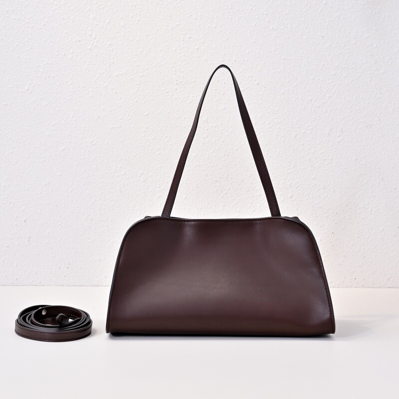 High Version Recommended Peggy Clutch Shoulder Bag Row Saddle Bag Normcore Design Fashionable Clutch Bag Crossbody Bag High Version Recommended Peggy Clutch Shoulder Bag Row Saddle Bag Normcore Design Fashionable Clutch Bag Crossbody Bag