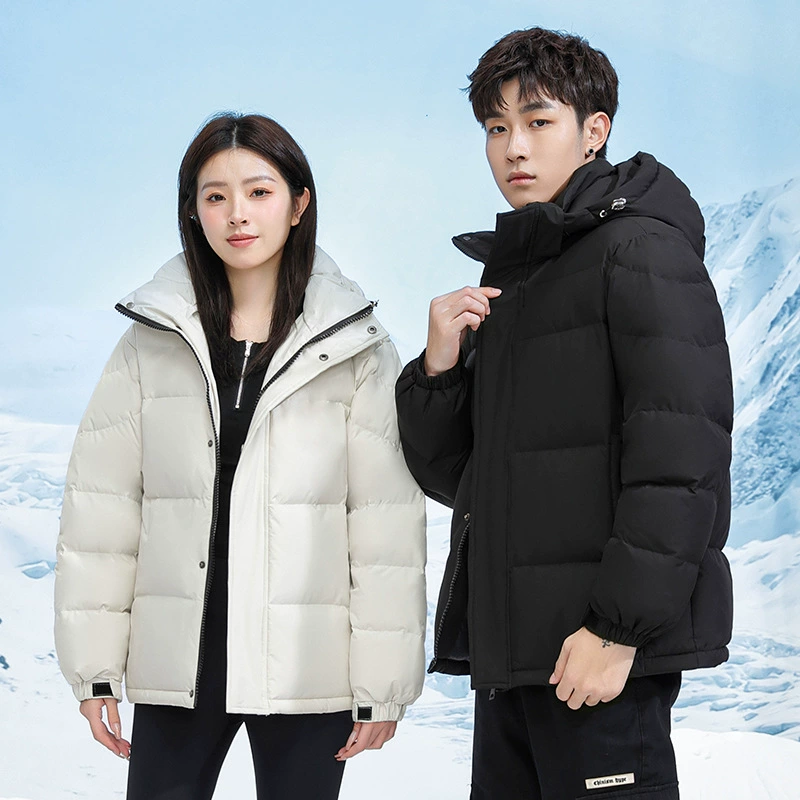 Зимняя вспышка бренда Tide может быть двухцветным пуховиком для мужчин и женщин.