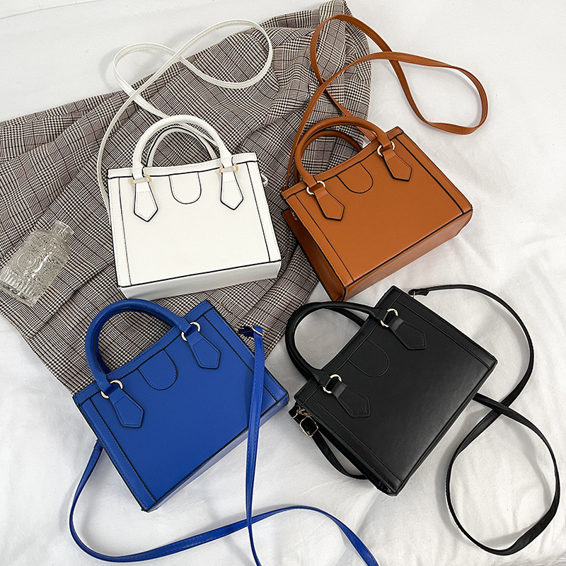 Textured Square Shoulder Bag For Women European Style Commuting Bag_voghion.com