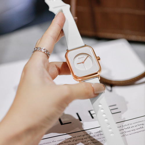  new women's watch GUOU new simple silicone strap women's watch fashion sports watch for women