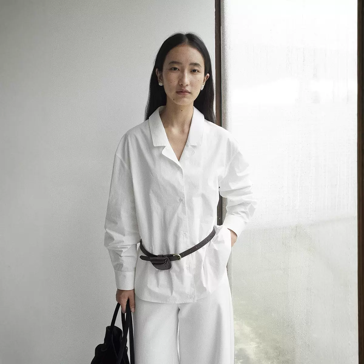 爱与南希十三行2025秋韩风纯棉翻领V字休闲百搭廓形感衬衫女02856