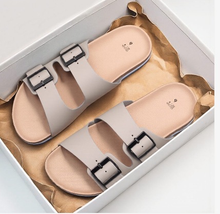 Sandalias de pareja de nuevo estilo de verano transfronterizo, zapatillas Birkenstock, zapatos de playa, moda casual, chanclas para hombres y mujeres