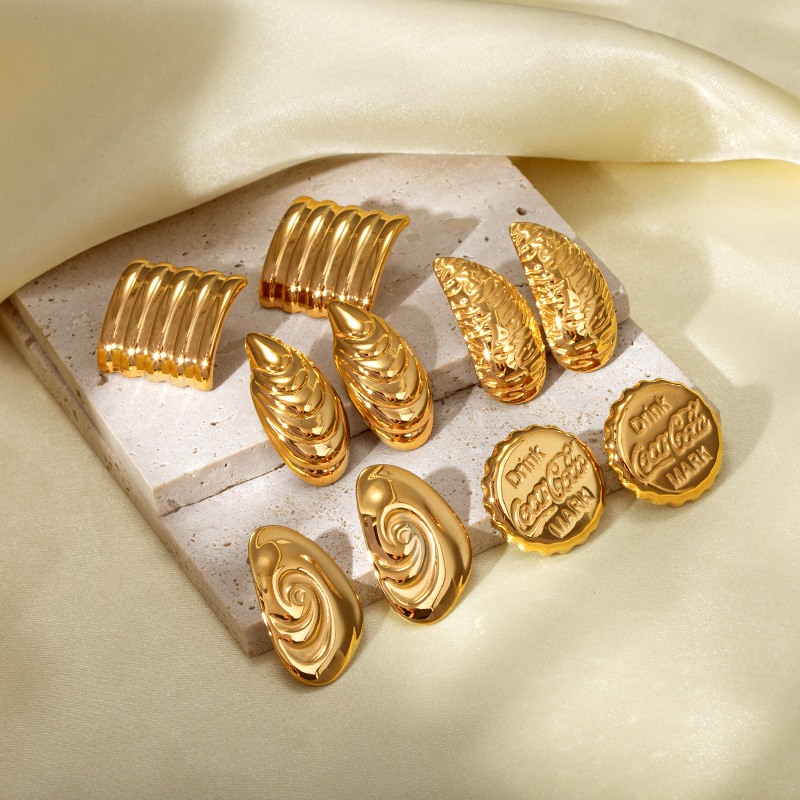 Women's Gender 1 Pair Retro Classic Style Geometric Letter Plating 304 Stainless Steel 18K Gold Plated Ear Studs