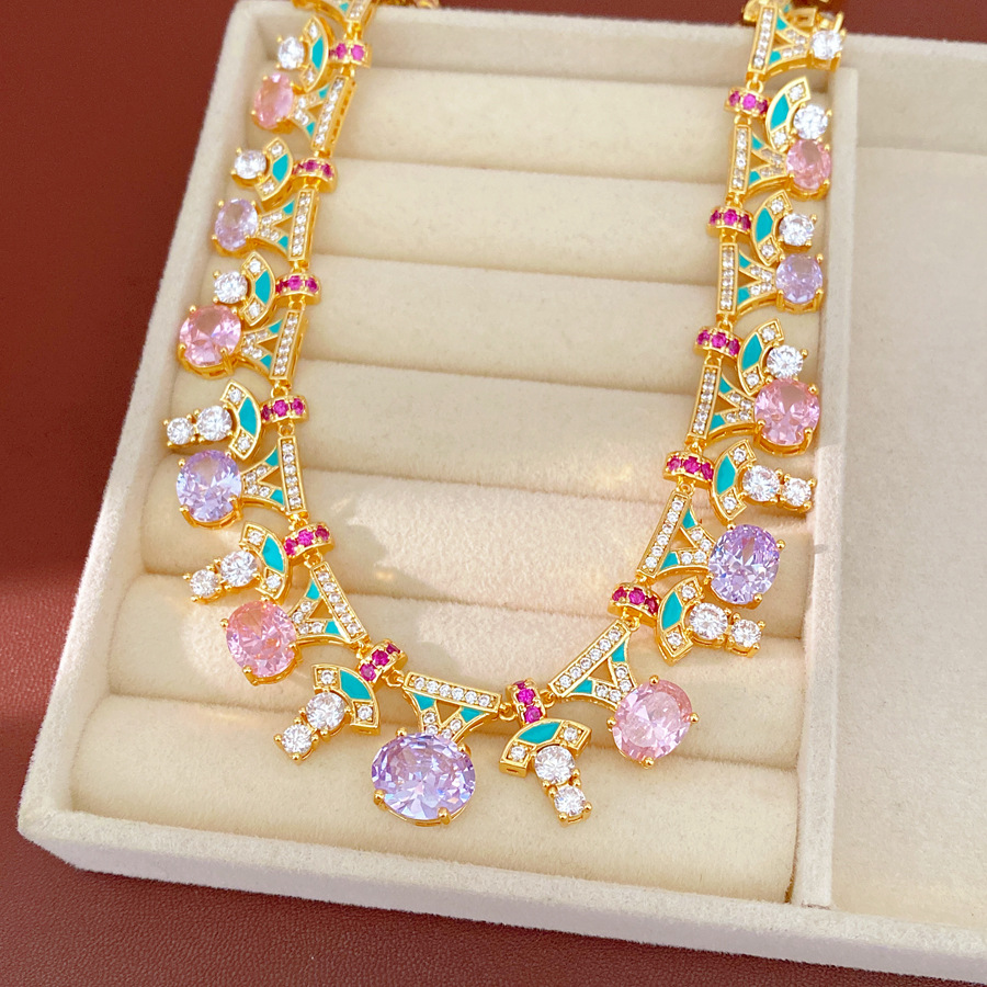 Corte de viento goteo de aceite de zircon collar oval lujo ligero de alto nivel sensación de cadena de clavícula exquisita nicho conjunto de joyería al por mayor