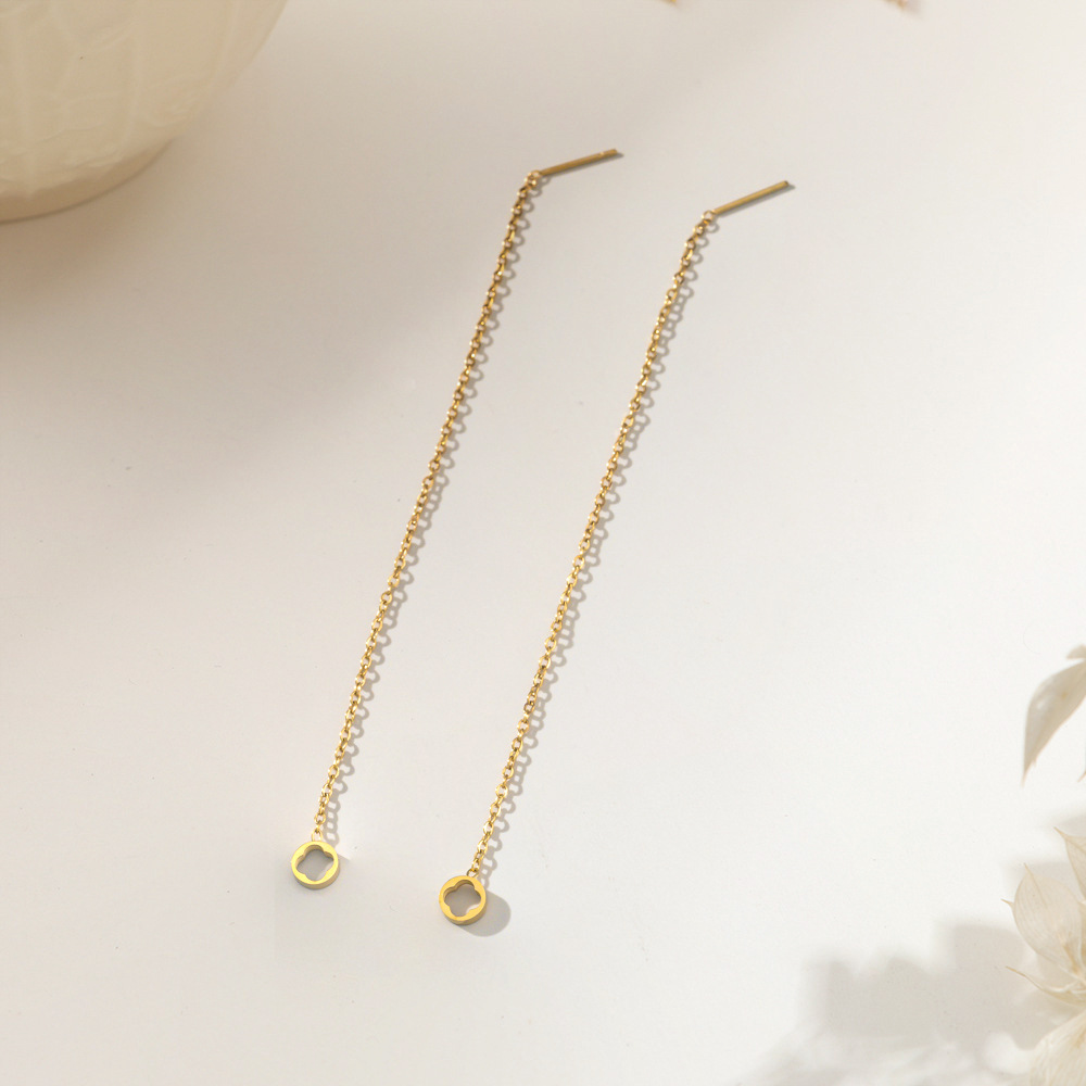 【xke0365】hollow four-leaf flower ear wire gold