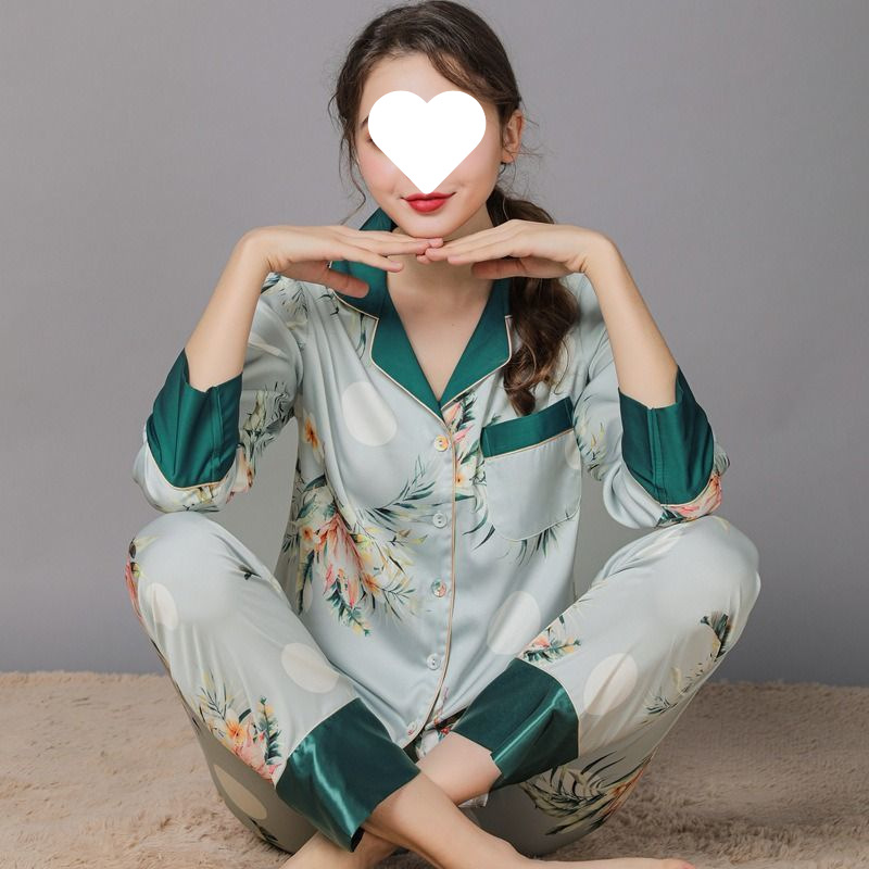 짙은 녹색 칼라 긴소매
