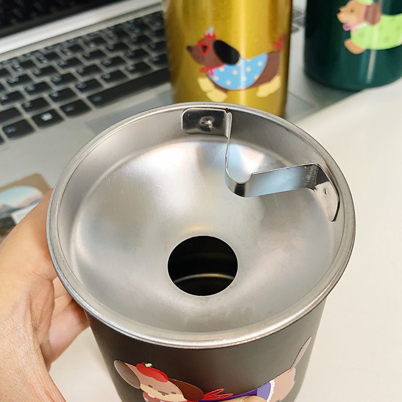 Elegant anti-flying ash stainless steel ashtray, suitable for gifts, car, dormitory, bedroom, living room, funnel-shaped ash cleaning sand
