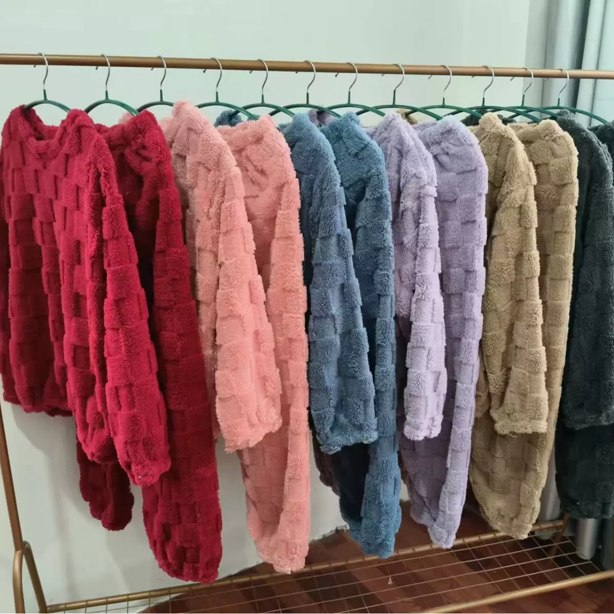实拍秋冬款方格舒棉绒睡衣套装家居服女加绒加厚珊瑚绒保暖两件套