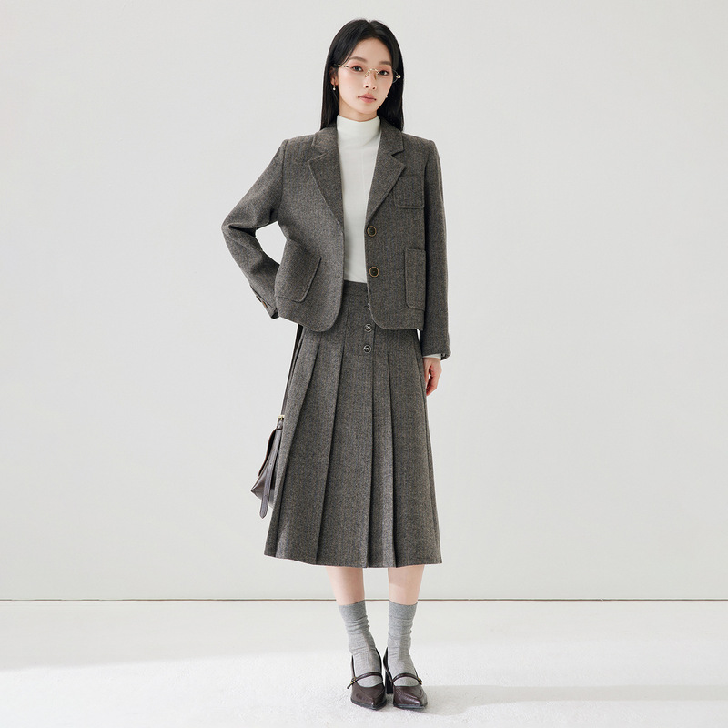 Workwear wool coat, suitable for important occasions, women's small jacket, 2026 new style, thick coat for petite figures