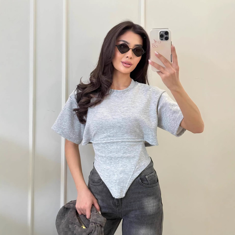 Unique Round-Neck Short-Sleeve T-Shirt for Women, Summer Style, European and American Hot Girl Fashion, Versatile, Comfortable, with a Fitted Waist Design, Trendy Top