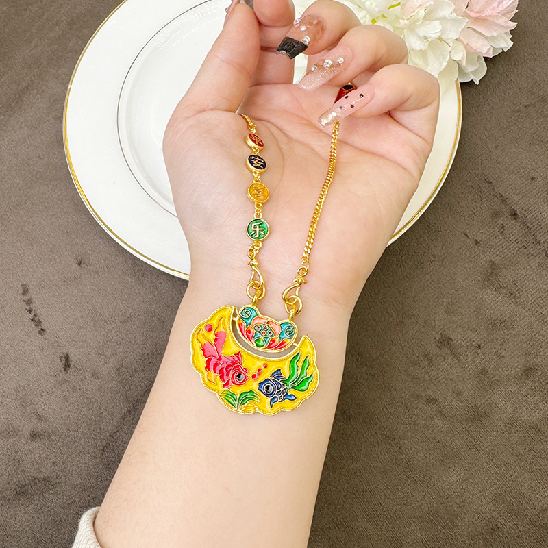 Gufa Sha dorado azul esmalte color Ruyi cerradura Koi collar estilo palacio retro no se desvanece joyas de aleación de cobre