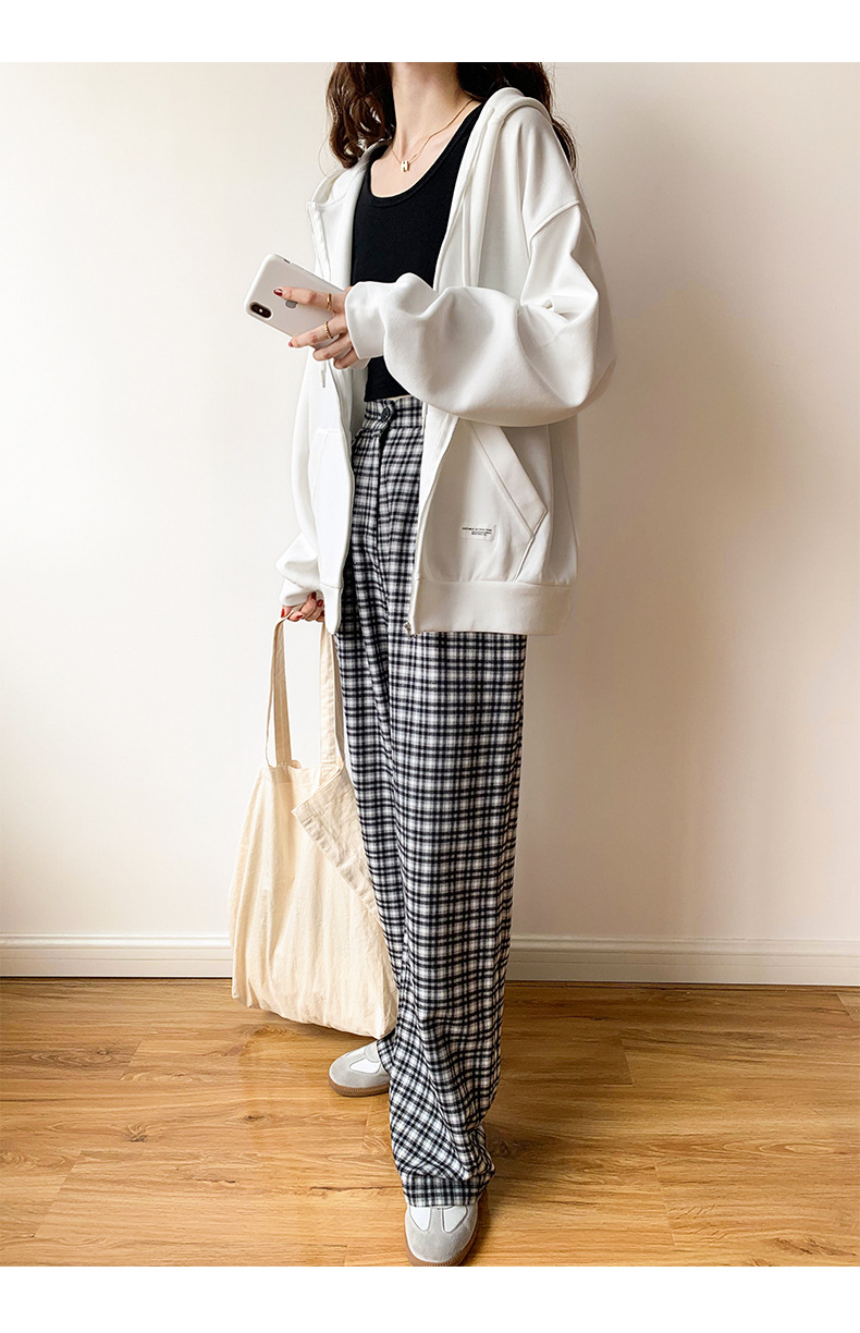 t2016294739323773658233852591.