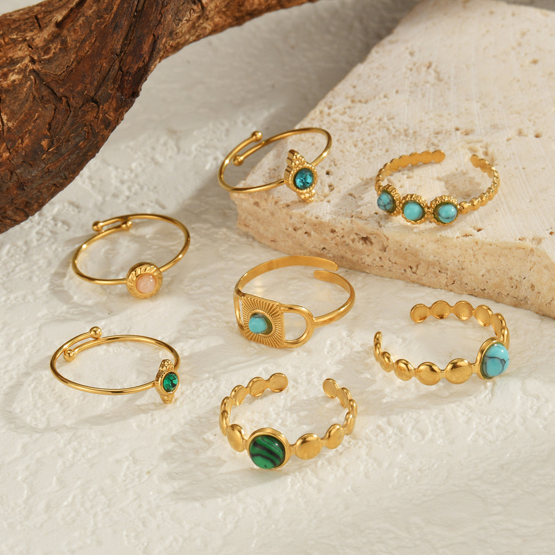 Europe and the United States retro stainless steel ring 14K gold-plated ring inlaid malachite niche simple jewelry jewelry wholesale