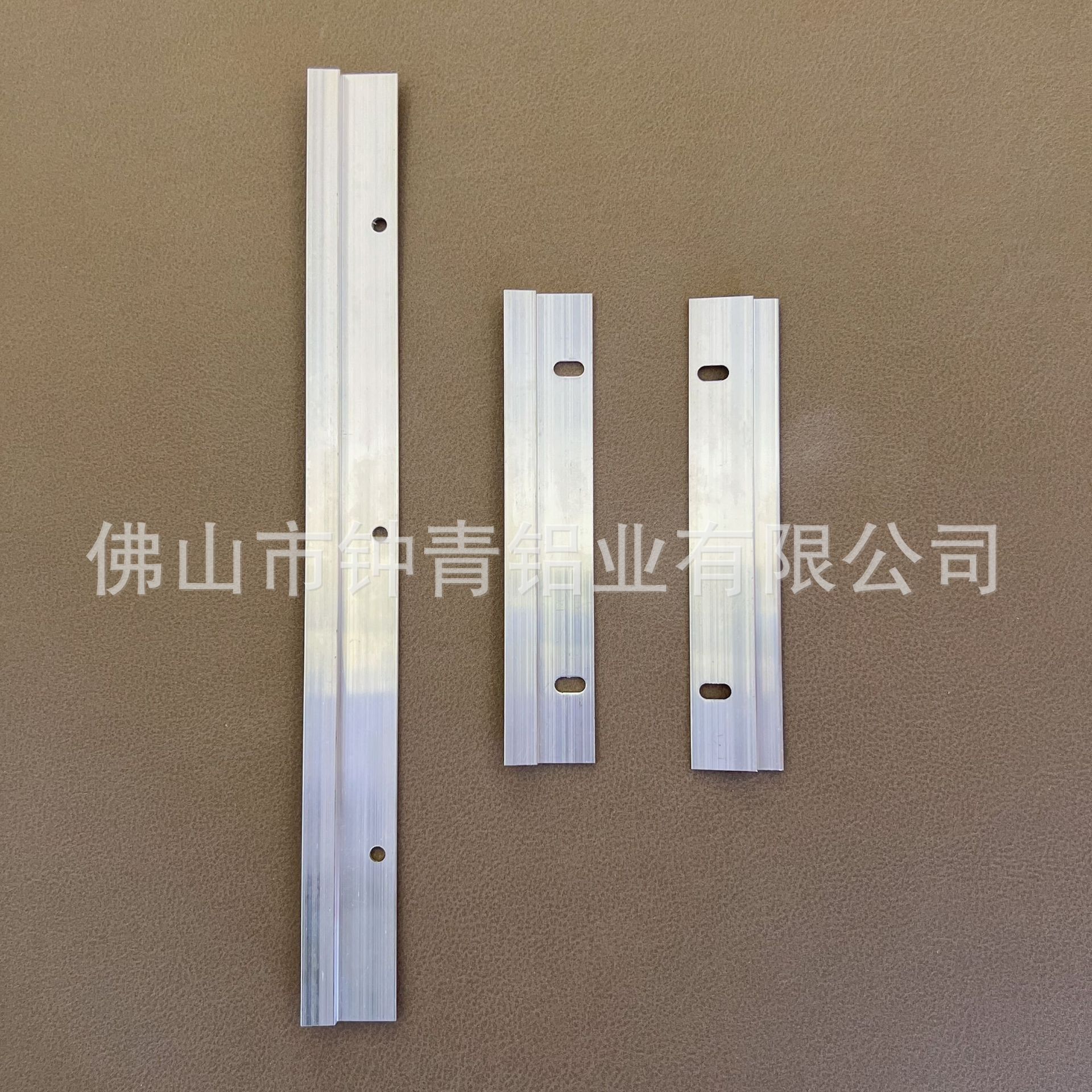 Z-Shaped Smart Mirror Buckle Hanging Strip in Stock, Customized Aluminum Alloy Z-Shaped Hole, Photo Frame Picture Frame Hanging Strip Pendant