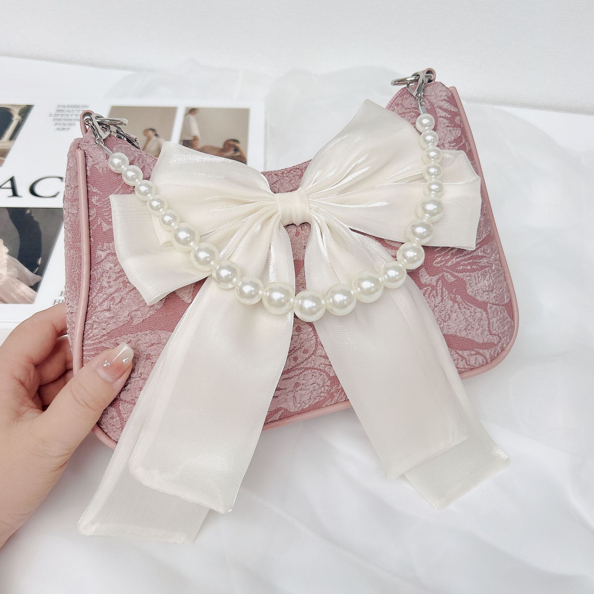 This year's popular texture underarm bag women's fresh bow handbag 2024 spring new shoulder messenger bag