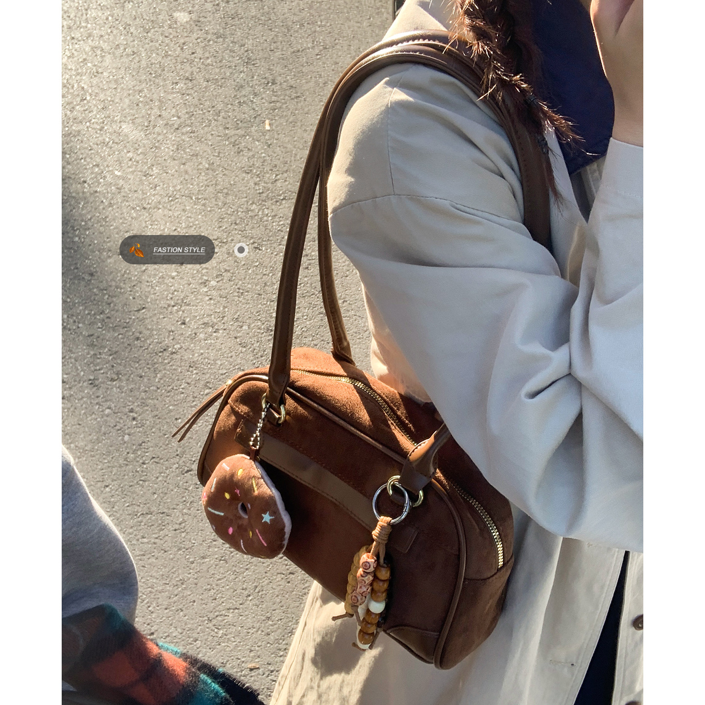 Autumn and Winter Suede Armpit Commuter Bag Women's 2025 New Simple Satchel Bowling Bag Versatile Shoulder Bag