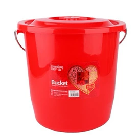 洗米筛;塑料桌椅;垃圾桶