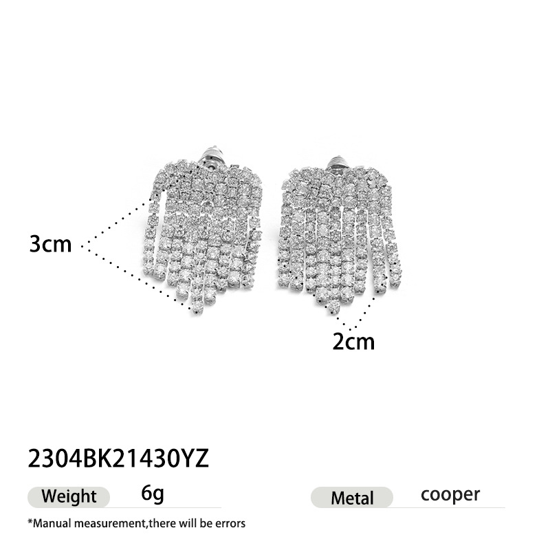 Pendientes de botón con circonita cúbica y perlas_voghion.com