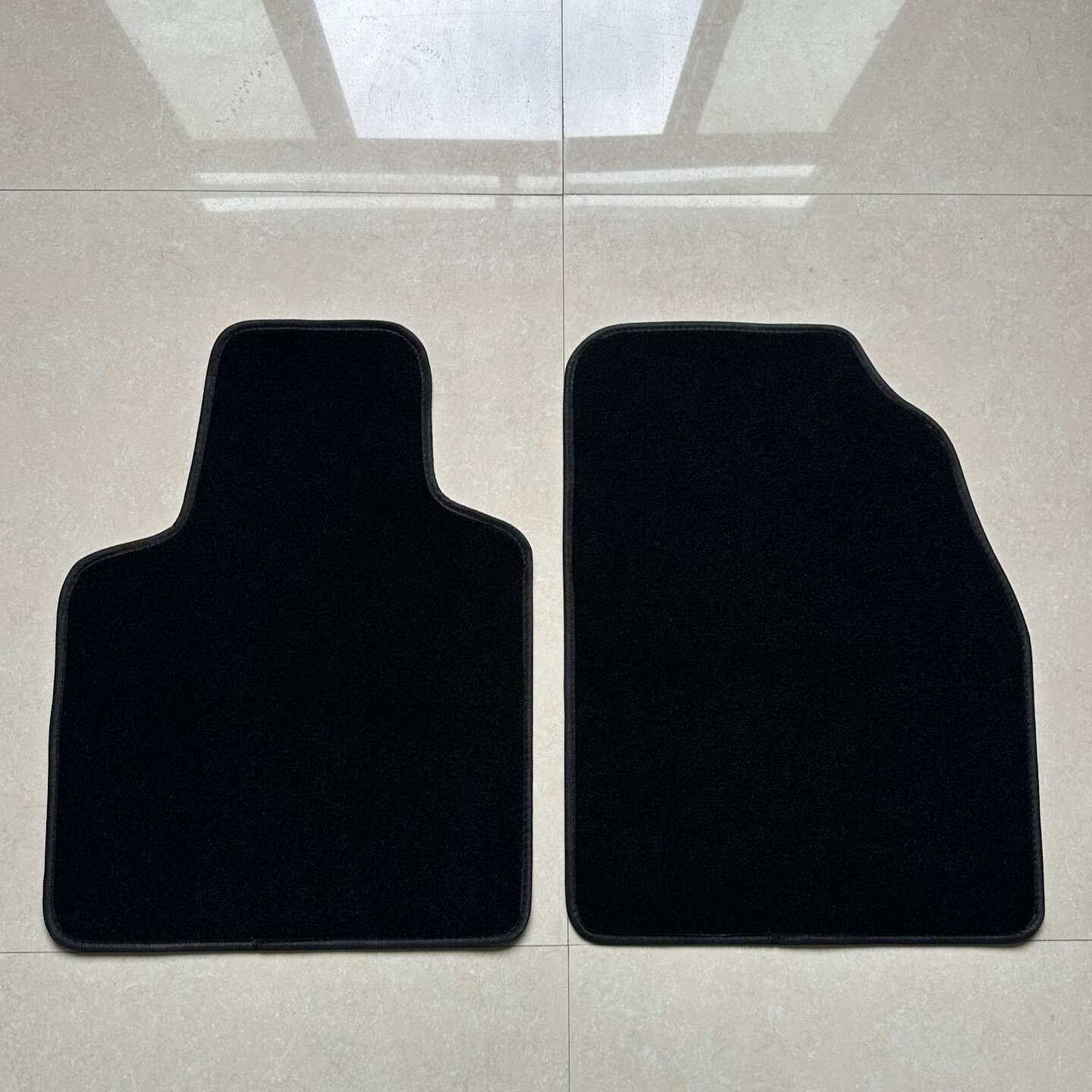 Universal Foot Pad – Universal Waterproof Floor Mats - hard-carpet-main-and-passenger-seat-universal-two-piece-set
