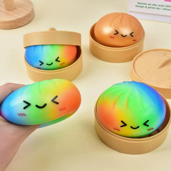 Emoción transfronteriza bolón pellizco pellizco le suave, curar el rebote lento, simulación de juguetes descomprimidos, oficina portátil pellizco pellizco al por mayor