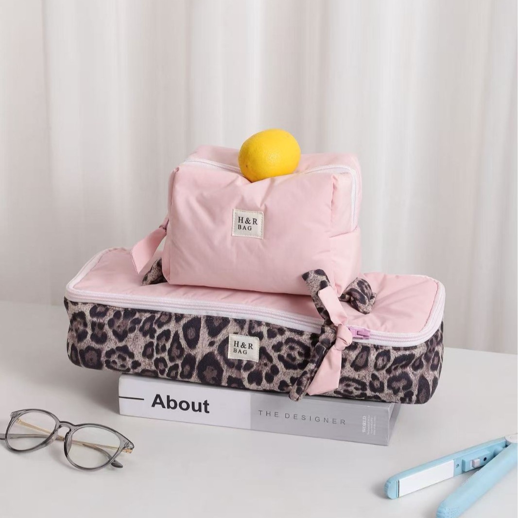 Ins-style leopard print handbag, Dyson hair dryer case, portable, large capacity, flip-top toiletry bag, curling iron and hair styling tool storage bag