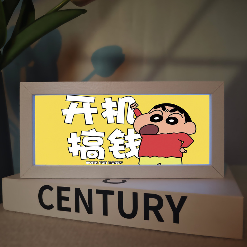 クレヨンの小さい新しい文字の励ましの志の小さい夜の明かりのプレゼントのベッドの事務室の机は装飾の伴寝灯の雰囲気の明かりを並べます。|undefined