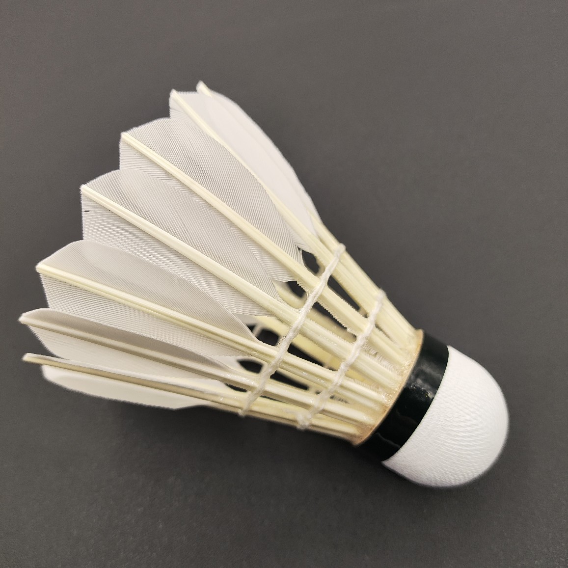 [Special Selected Goose Feather Straightening] Wholesale Badminton King Goose Feather Training Ball with Stable Flight 12 Pack