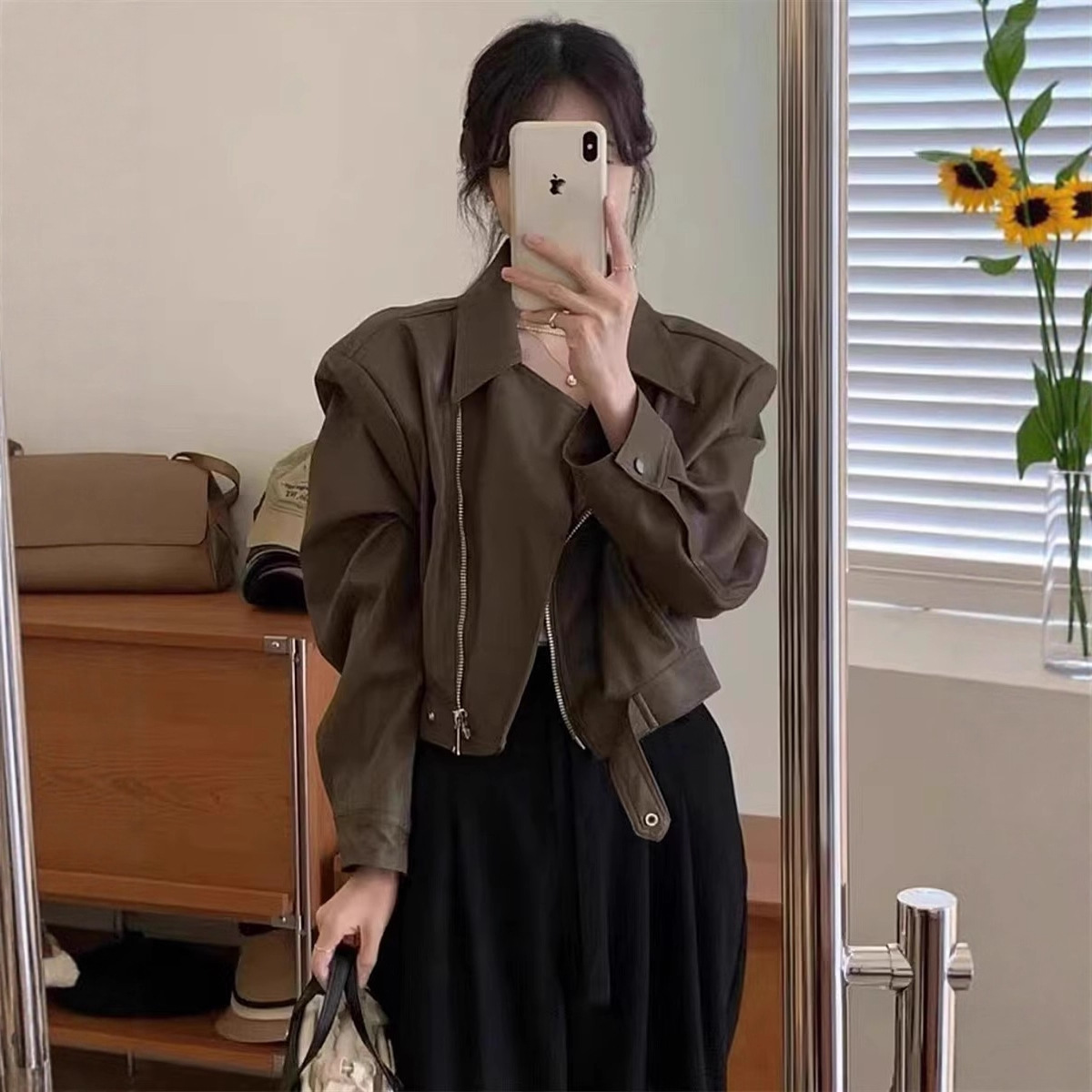 Vintage Pu Leather Jacket for Women 2025 Autumn Petite Fashion Versatile Slimming Motorcycle Short Jacket Top