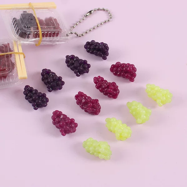 TPR simulation fruit grape pinch mini Q bomb simulation green grape decompression toy miniature food and play accessories
