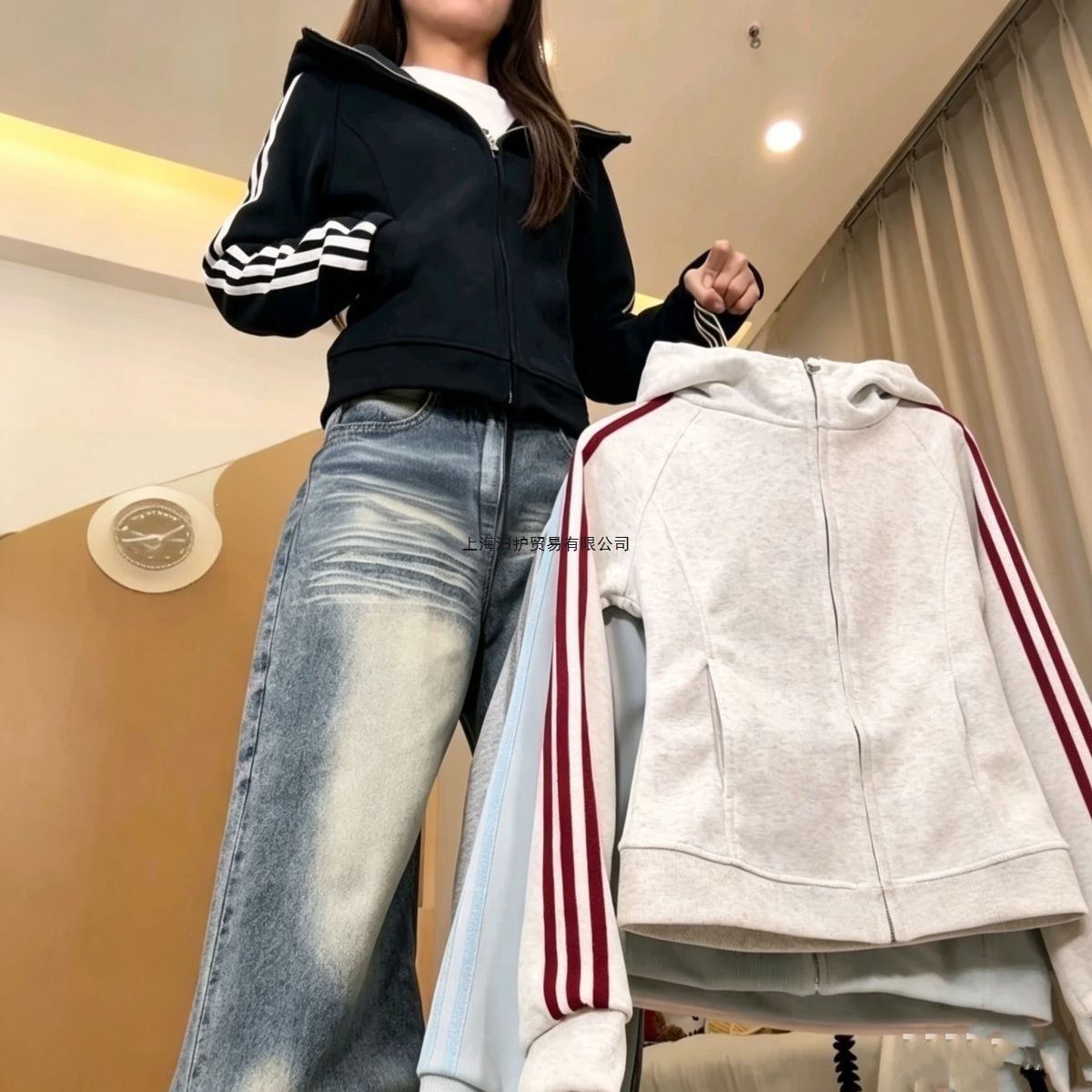 Japanese retro design slim fit yoga cardigan sweatshirt for female students, Korean style, slimming autumn new hooded jacket.