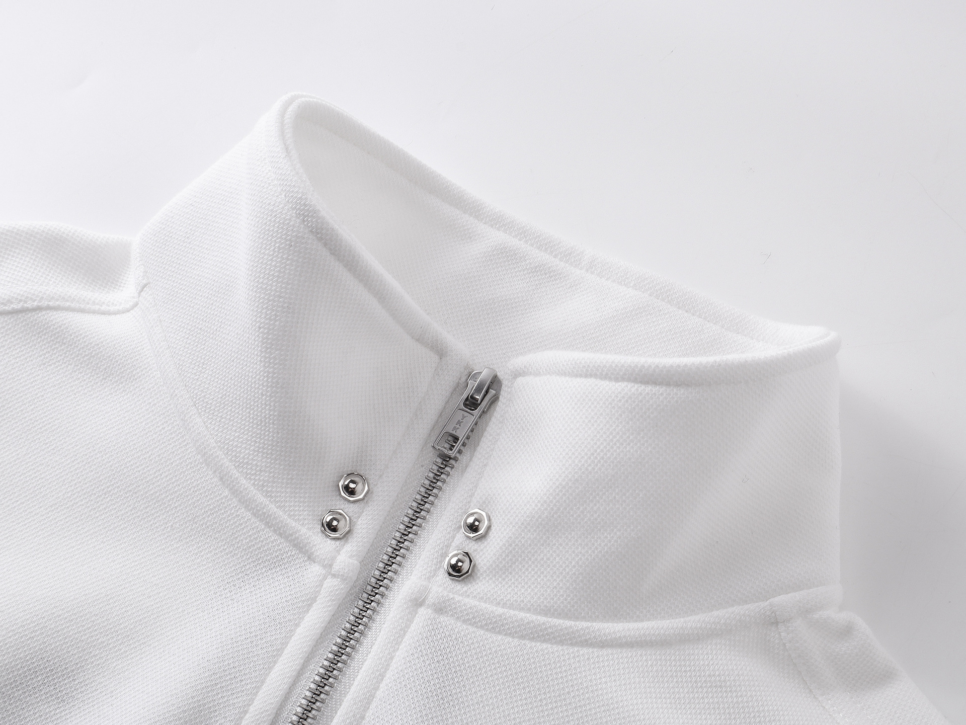 Felpa cardigan con stampa a croce in stile americano per donna 2025, nuova, versatile, corta, calda, per l'inizio dell'autunno_voghion.com