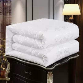 纤维被;蚕丝被;夏凉被