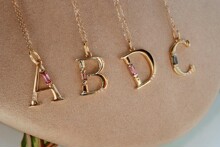 18k���ʯ�ʺ��{��ʯ��ĸ����au750��26��ĸ��Ȼ�ʌ����i���Ů